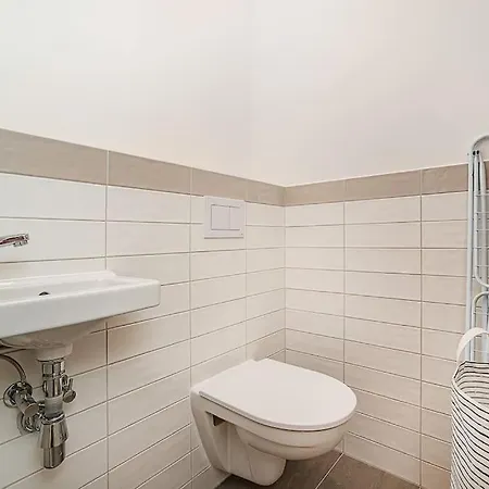Incredibly Cozy And Spacious With Terrace And Ac Apartment Prag