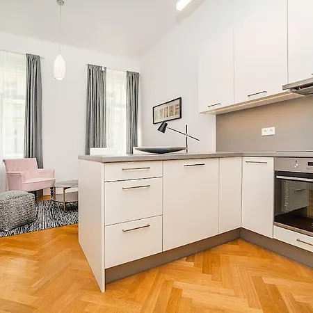 Incredibly Cozy And Spacious With Terrace And Ac Lejlighed