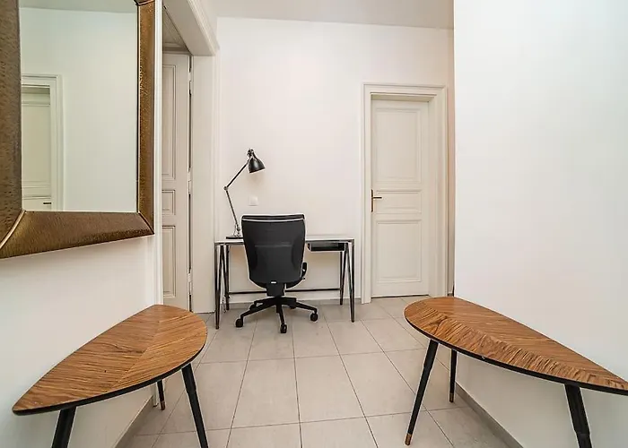 Incredibly Cozy And Spacious With Terrace And Ac Apartmán Praha