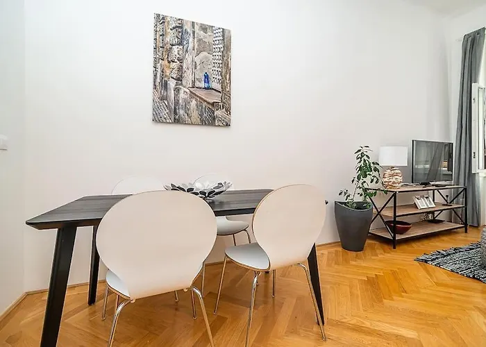 Apartmán Incredibly Cozy And Spacious With Terrace And Ac Praha